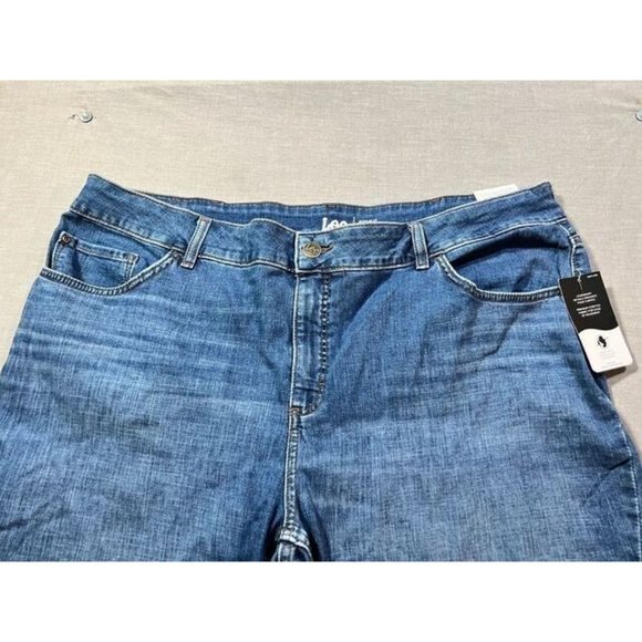 Lee Pants Capri Womens 24WM Blue Regular Fit Belted Pocketed Jeans Ladies. - Picture 2 of 14